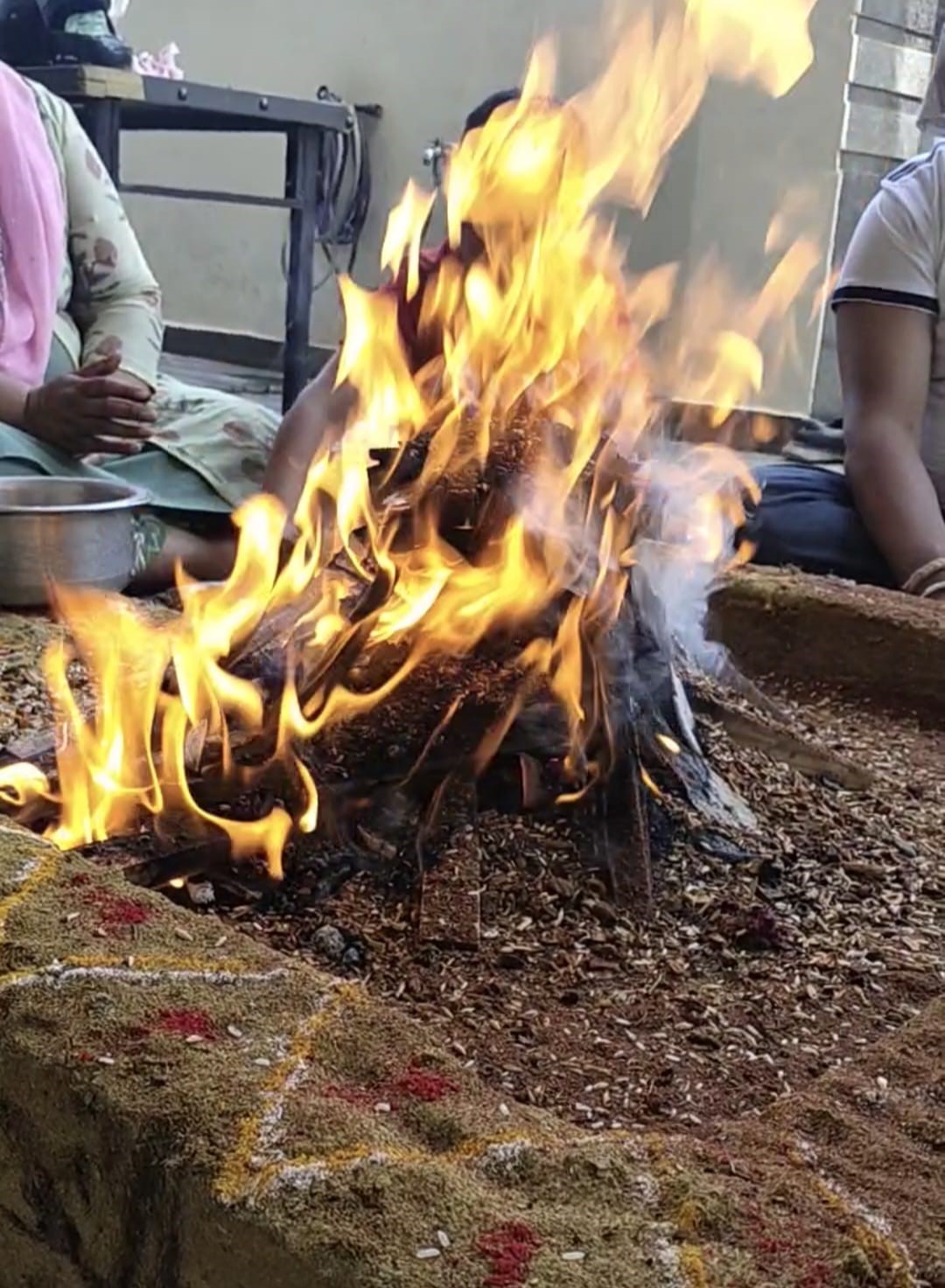 Vedic Hawan for home and office peace - devgan jyotish